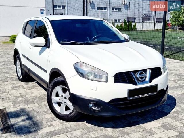 Белый Ниссан Кашкай, объемом двигателя 2 л и пробегом 162 тыс. км за 11899 $, фото 32 на Automoto.ua