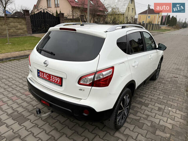 Белый Ниссан Кашкай, объемом двигателя 1.5 л и пробегом 198 тыс. км за 13500 $, фото 7 на Automoto.ua