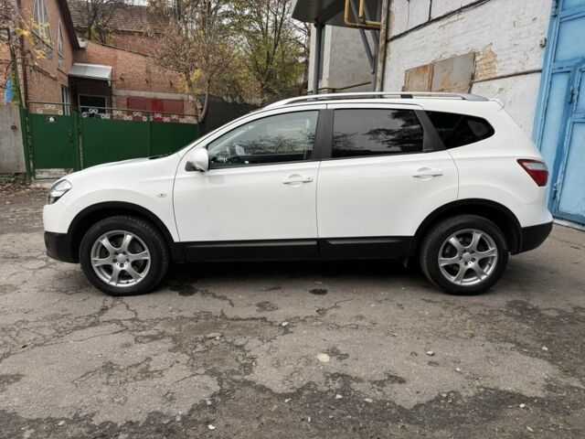 Білий Ніссан Кашкай, об'ємом двигуна 0 л та пробігом 190 тис. км за 11700 $, фото 3 на Automoto.ua