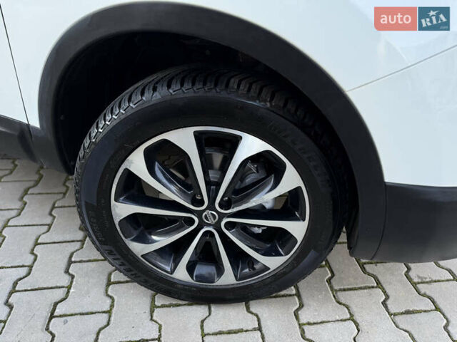 Белый Ниссан Кашкай, объемом двигателя 1.5 л и пробегом 219 тыс. км за 10899 $, фото 55 на Automoto.ua