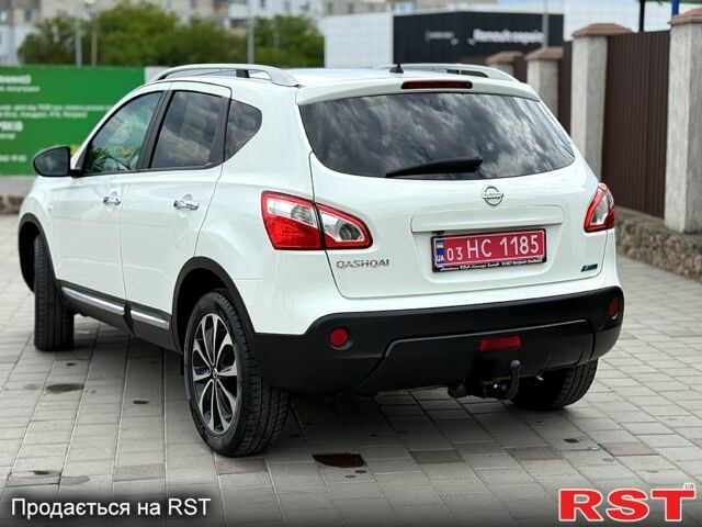 Білий Ніссан Кашкай, об'ємом двигуна 1.5 л та пробігом 197 тис. км за 12500 $, фото 3 на Automoto.ua