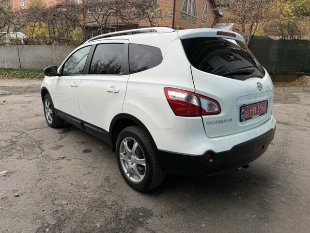 Білий Ніссан Кашкай, об'ємом двигуна 0 л та пробігом 190 тис. км за 11700 $, фото 4 на Automoto.ua