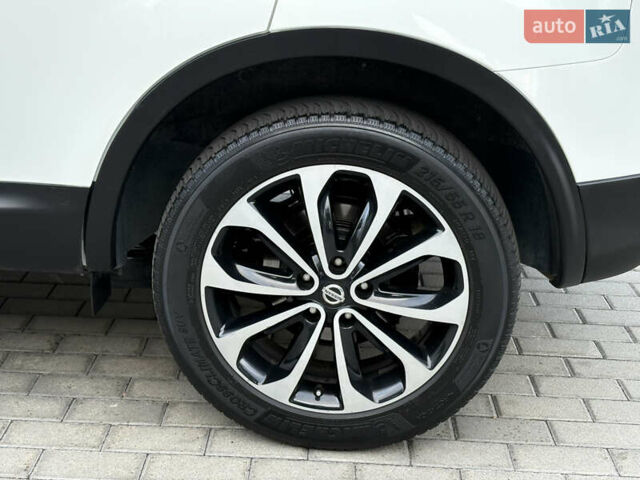 Ниссан Кашкай 2012 в Житомире на Automoto.ua Белый Ниссан Кашкай, объемом двигателя 1.5 л и пробегом 212 тыс. км за 11899 $, фото 13 на Automoto.ua