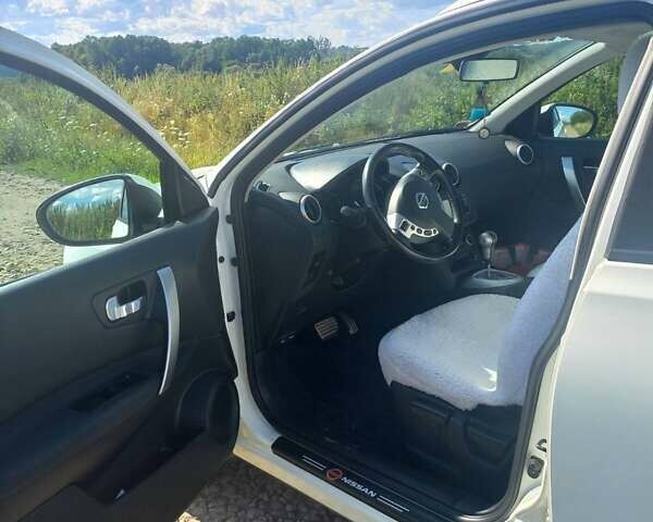 Белый Ниссан Кашкай, объемом двигателя 2 л и пробегом 188 тыс. км за 11999 $, фото 22 на Automoto.ua