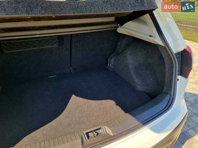 Белый Ниссан Кашкай, объемом двигателя 2 л и пробегом 162 тыс. км за 11899 $, фото 47 на Automoto.ua