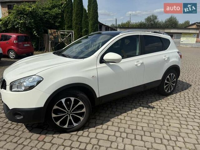 Білий Ніссан Кашкай, об'ємом двигуна 1.46 л та пробігом 237 тис. км за 11111 $, фото 9 на Automoto.ua