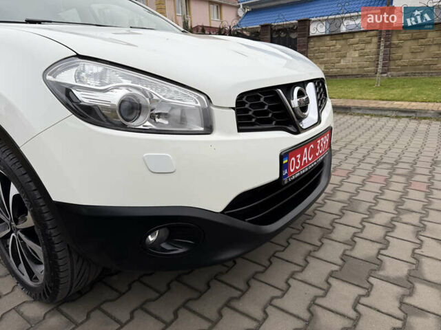 Белый Ниссан Кашкай, объемом двигателя 1.5 л и пробегом 198 тыс. км за 13500 $, фото 9 на Automoto.ua