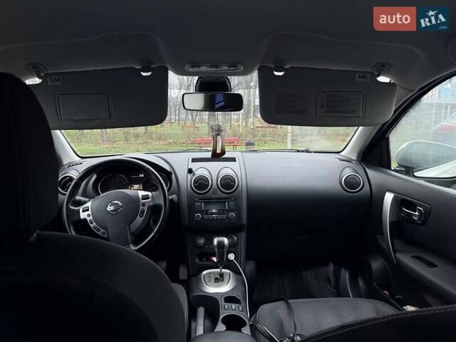 Белый Ниссан Кашкай, объемом двигателя 2 л и пробегом 150 тыс. км за 11500 $, фото 17 на Automoto.ua