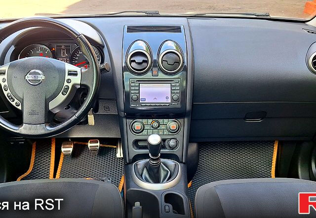 Белый Ниссан Кашкай, объемом двигателя 1.5 л и пробегом 225 тыс. км за 11500 $, фото 11 на Automoto.ua