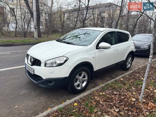 Белый Ниссан Кашкай, объемом двигателя 2 л и пробегом 150 тыс. км за 11500 $, фото 20 на Automoto.ua