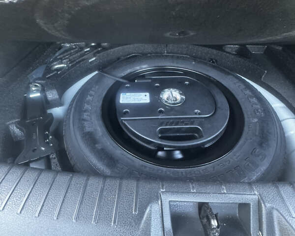 Белый Ниссан Кашкай, объемом двигателя 1.6 л и пробегом 110 тыс. км за 14100 $, фото 6 на Automoto.ua