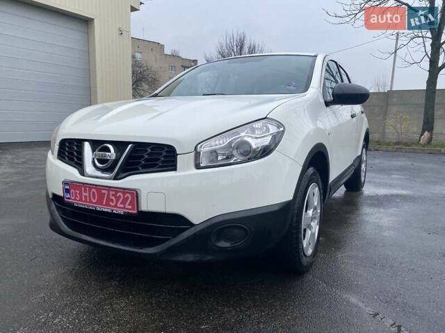 Белый Ниссан Кашкай, объемом двигателя 1.6 л и пробегом 220 тыс. км за 9800 $, фото 35 на Automoto.ua