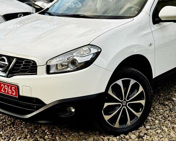 Белый Ниссан Кашкай, объемом двигателя 1.6 л и пробегом 174 тыс. км за 12999 $, фото 44 на Automoto.ua