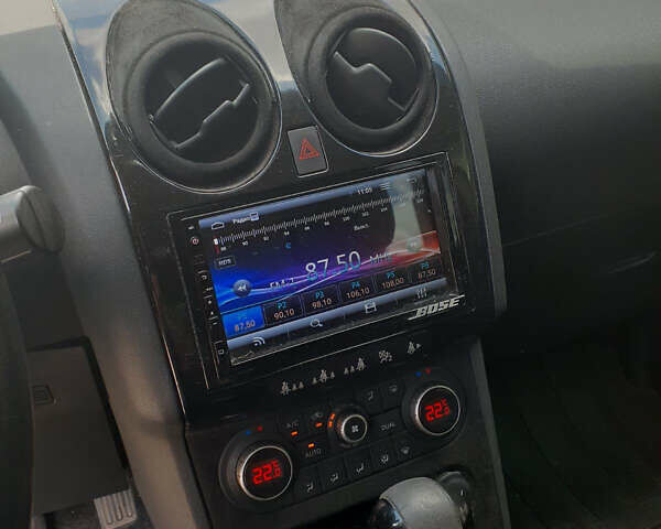 Белый Ниссан Кашкай, объемом двигателя 1.6 л и пробегом 157 тыс. км за 10900 $, фото 13 на Automoto.ua