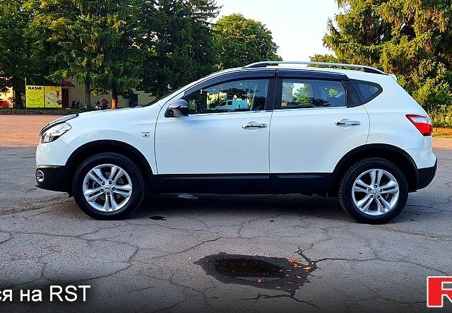 Білий Ніссан Кашкай, об'ємом двигуна 1.5 л та пробігом 192 тис. км за 11300 $, фото 2 на Automoto.ua