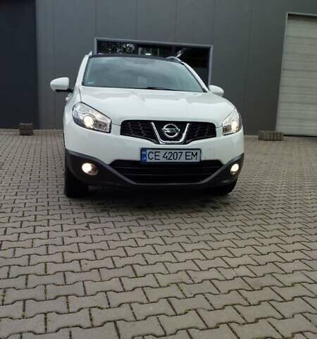 Белый Ниссан Кашкай, объемом двигателя 1.5 л и пробегом 201 тыс. км за 10500 $, фото 17 на Automoto.ua