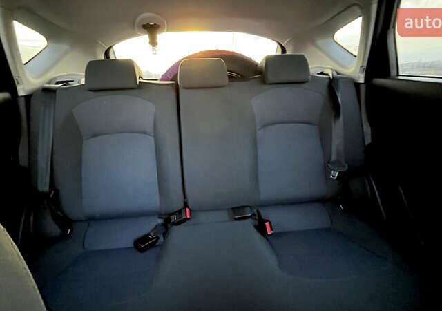 Білий Ніссан Кашкай, об'ємом двигуна 2 л та пробігом 129 тис. км за 13500 $, фото 54 на Automoto.ua