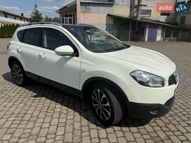 Білий Ніссан Кашкай, об'ємом двигуна 1.46 л та пробігом 237 тис. км за 11111 $, фото 5 на Automoto.ua