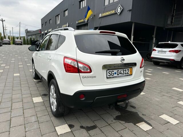 Белый Ниссан Кашкай, объемом двигателя 2 л и пробегом 193 тыс. км за 12230 $, фото 7 на Automoto.ua