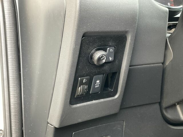 Білий Ніссан Кашкай, об'ємом двигуна 1.6 л та пробігом 156 тис. км за 9790 $, фото 19 на Automoto.ua