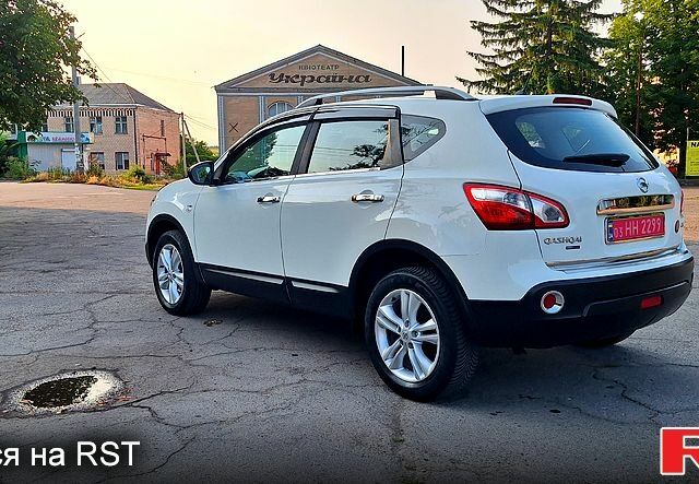 Білий Ніссан Кашкай, об'ємом двигуна 1.5 л та пробігом 192 тис. км за 11300 $, фото 4 на Automoto.ua