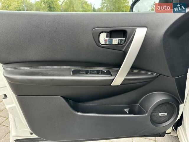 Білий Ніссан Кашкай, об'ємом двигуна 2 л та пробігом 193 тис. км за 12170 $, фото 29 на Automoto.ua