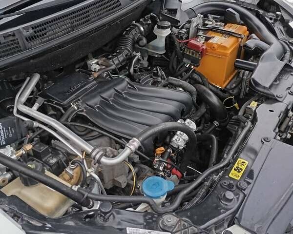 Белый Ниссан Кашкай, объемом двигателя 1.6 л и пробегом 114 тыс. км за 10700 $, фото 12 на Automoto.ua