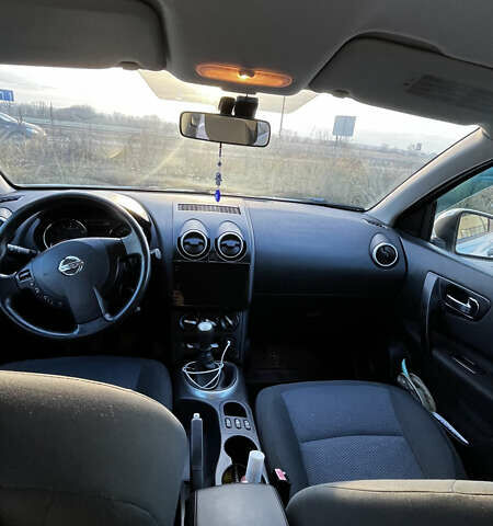 Білий Ніссан Кашкай, об'ємом двигуна 2 л та пробігом 129 тис. км за 13500 $, фото 35 на Automoto.ua