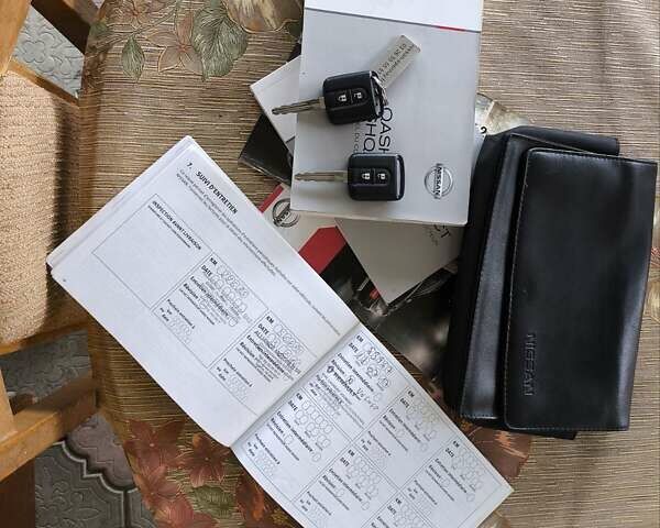 Білий Ніссан Кашкай, об'ємом двигуна 1.6 л та пробігом 210 тис. км за 11700 $, фото 56 на Automoto.ua