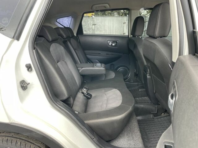 Білий Ніссан Кашкай, об'ємом двигуна 1.6 л та пробігом 156 тис. км за 9790 $, фото 11 на Automoto.ua