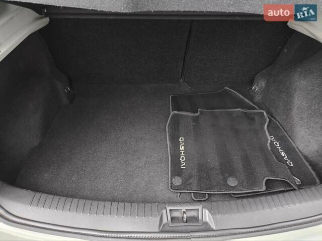 Білий Ніссан Кашкай, об'ємом двигуна 1.6 л та пробігом 210 тис. км за 11700 $, фото 45 на Automoto.ua