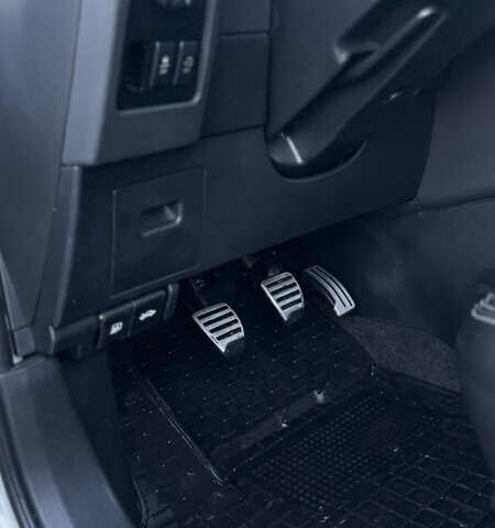 Білий Ніссан Кашкай, об'ємом двигуна 1.6 л та пробігом 211 тис. км за 11300 $, фото 8 на Automoto.ua