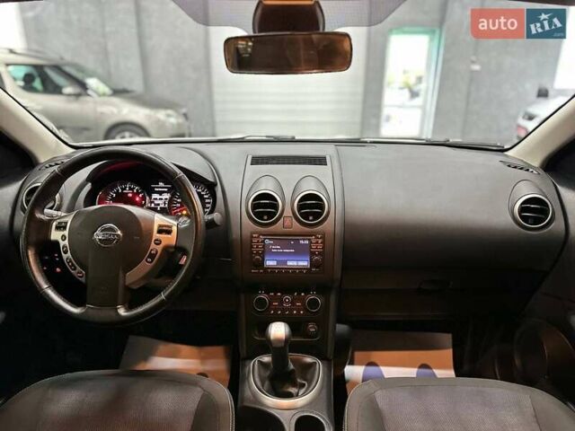 Белый Ниссан Кашкай, объемом двигателя 1.6 л и пробегом 160 тыс. км за 11799 $, фото 18 на Automoto.ua