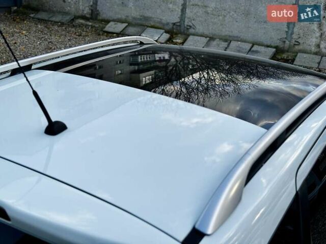 Белый Ниссан Кашкай, объемом двигателя 1.6 л и пробегом 174 тыс. км за 12999 $, фото 19 на Automoto.ua