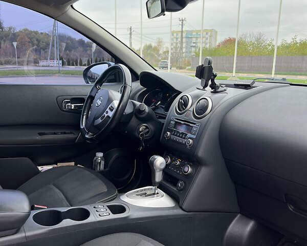 Белый Ниссан Кашкай, объемом двигателя 2 л и пробегом 129 тыс. км за 12900 $, фото 9 на Automoto.ua