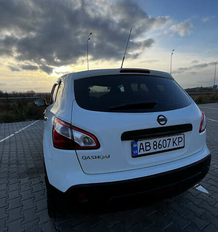 Білий Ніссан Кашкай, об'ємом двигуна 2 л та пробігом 129 тис. км за 13500 $, фото 13 на Automoto.ua