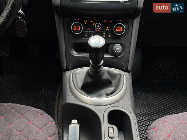 Белый Ниссан Кашкай, объемом двигателя 1.5 л и пробегом 277 тыс. км за 9300 $, фото 28 на Automoto.ua