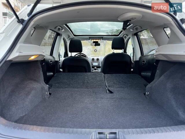 Белый Ниссан Кашкай, объемом двигателя 1.6 л и пробегом 174 тыс. км за 12999 $, фото 85 на Automoto.ua