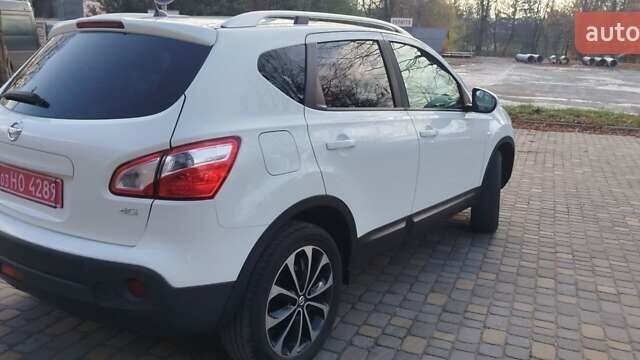 Білий Ніссан Кашкай, об'ємом двигуна 1.5 л та пробігом 169 тис. км за 12800 $, фото 4 на Automoto.ua