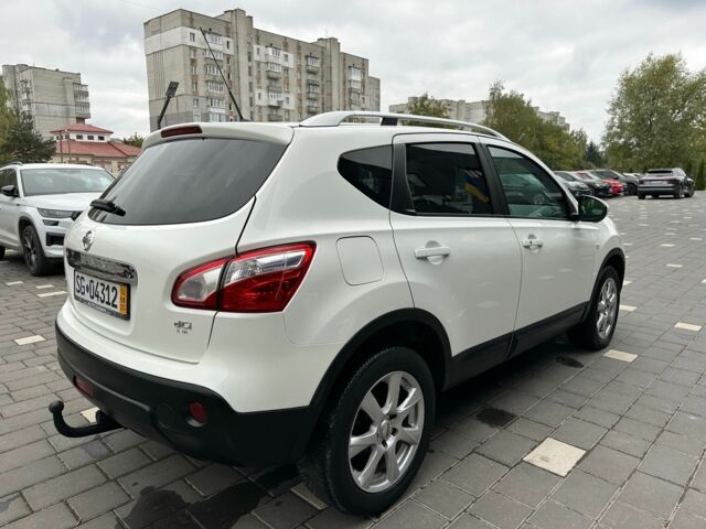 Белый Ниссан Кашкай, объемом двигателя 2 л и пробегом 193 тыс. км за 12230 $, фото 4 на Automoto.ua