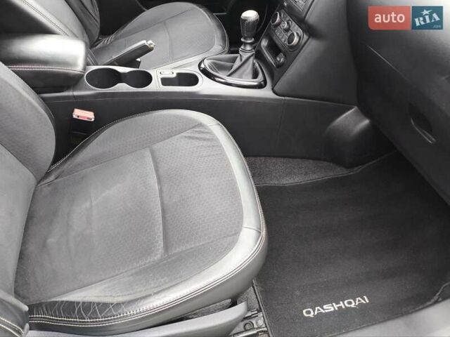 Білий Ніссан Кашкай, об'ємом двигуна 1.6 л та пробігом 210 тис. км за 11700 $, фото 40 на Automoto.ua