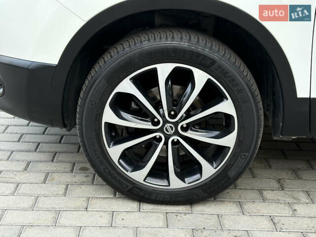 Ниссан Кашкай 2012 в Житомире на Automoto.ua Белый Ниссан Кашкай, объемом двигателя 1.5 л и пробегом 212 тыс. км за 11899 $, фото 14 на Automoto.ua