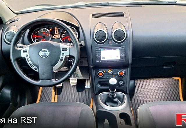 Белый Ниссан Кашкай, объемом двигателя 1.5 л и пробегом 197 тыс. км за 11300 $, фото 8 на Automoto.ua