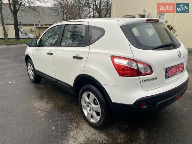 Белый Ниссан Кашкай, объемом двигателя 1.6 л и пробегом 220 тыс. км за 9800 $, фото 21 на Automoto.ua