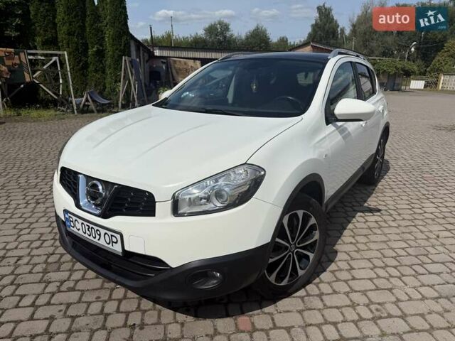 Білий Ніссан Кашкай, об'ємом двигуна 1.46 л та пробігом 237 тис. км за 11111 $, фото 1 на Automoto.ua