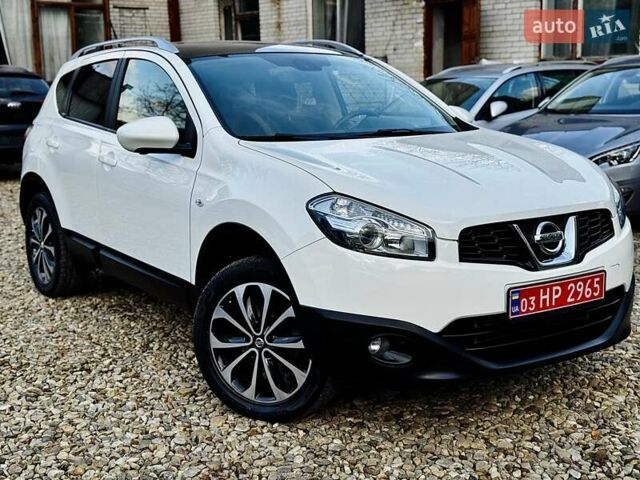 Белый Ниссан Кашкай, объемом двигателя 1.6 л и пробегом 174 тыс. км за 12999 $, фото 5 на Automoto.ua