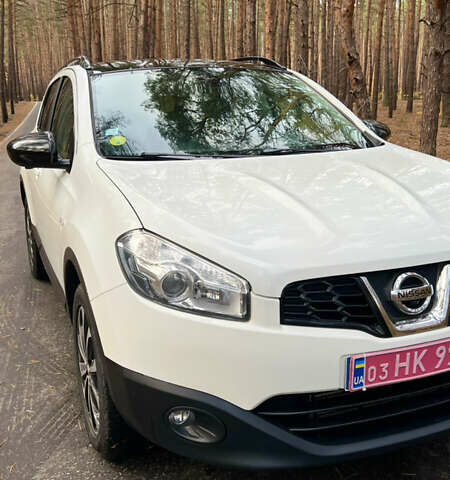 Ниссан Кашкай 2013 в Решетиловке на Automoto.ua Белый Ниссан Кашкай, объемом двигателя 1.6 л и пробегом 228 тыс. км за 11400 $, фото 11 на Automoto.ua