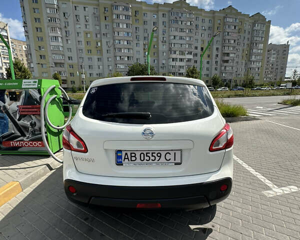 Белый Ниссан Кашкай, объемом двигателя 2 л и пробегом 153 тыс. км за 12500 $, фото 14 на Automoto.ua