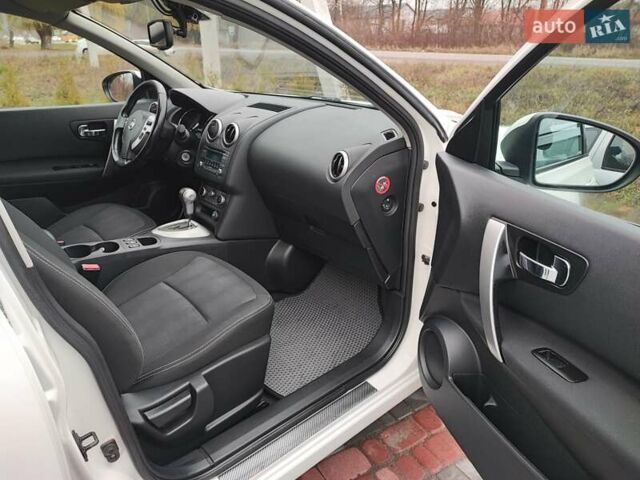 Білий Ніссан Кашкай, об'ємом двигуна 2 л та пробігом 128 тис. км за 11800 $, фото 35 на Automoto.ua