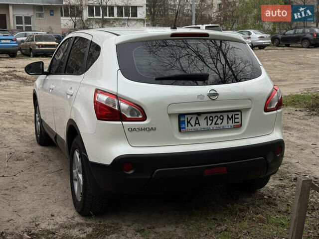 Білий Ніссан Кашкай, об'ємом двигуна 1.6 л та пробігом 175 тис. км за 11000 $, фото 30 на Automoto.ua